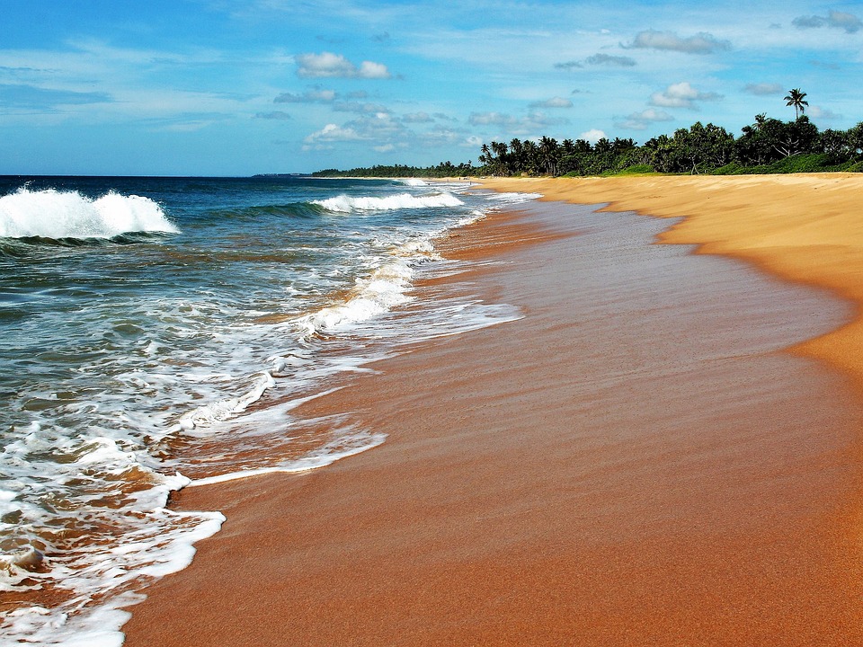 Sri Lanka's Eastern Coast, Kirinda, Mirissa beach, Layover tours in Colombo, Sri Lanka